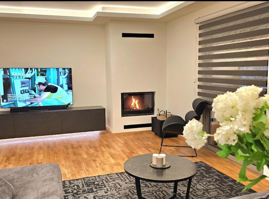 Filothei Luxury Apartment 110M2 아테네 외부 사진